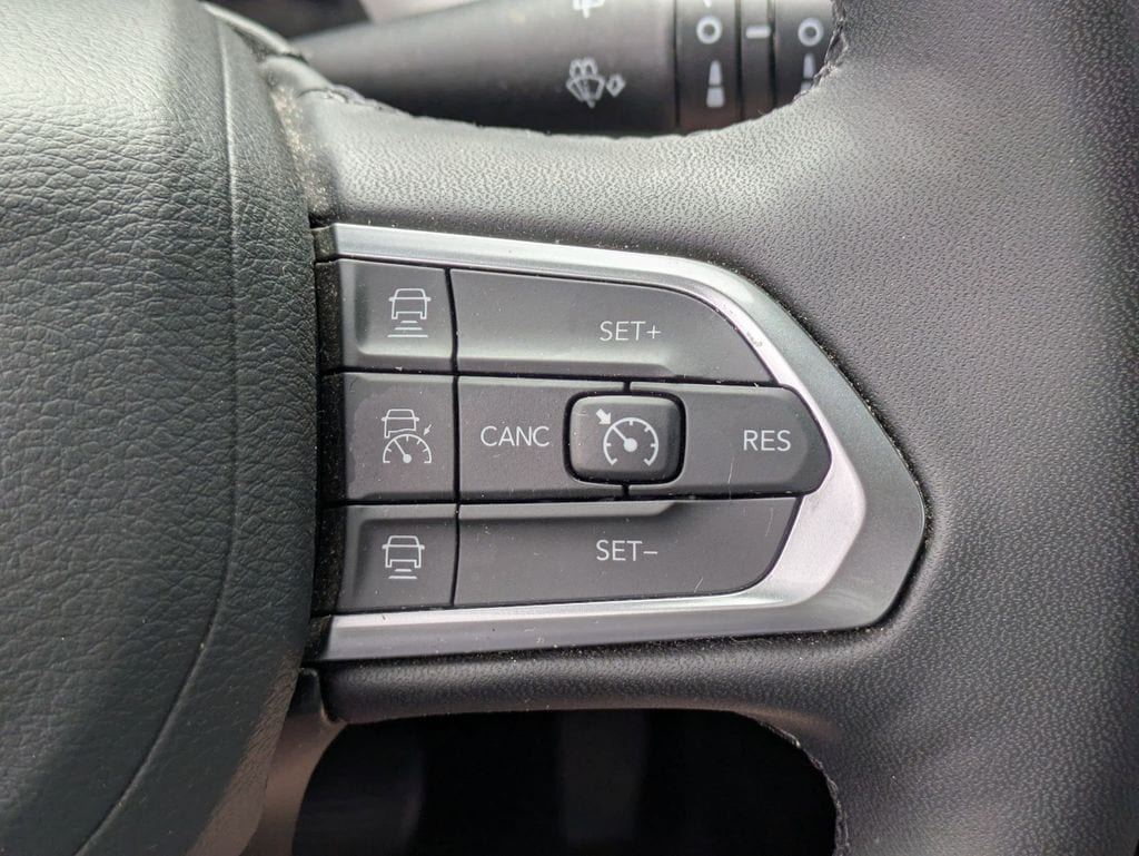 Thumbnail: 2025 Jeep Compass - 21