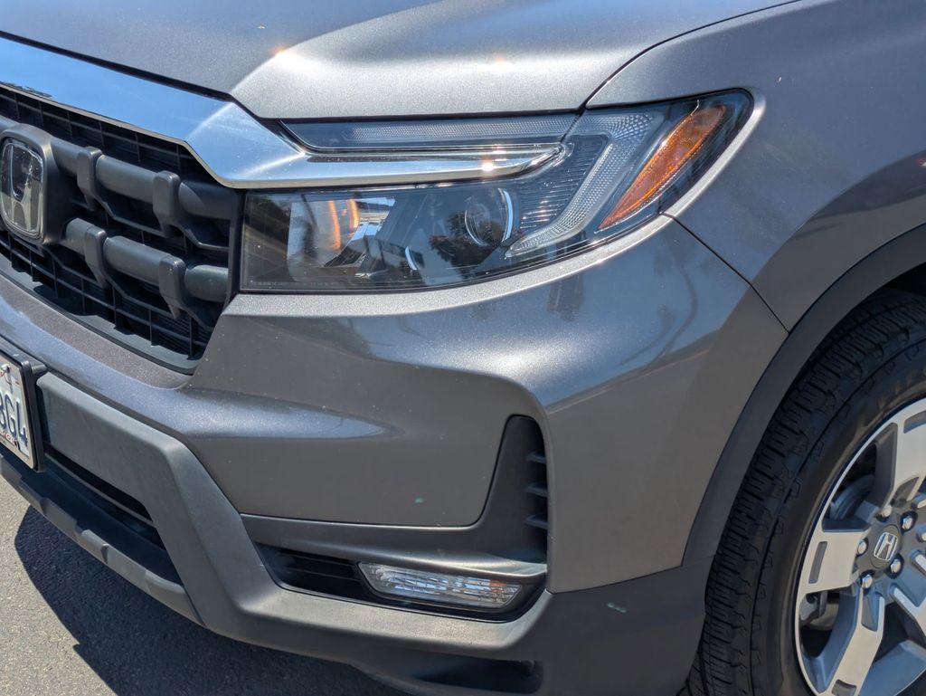 Thumbnail: 2025 Honda Ridgeline - 11