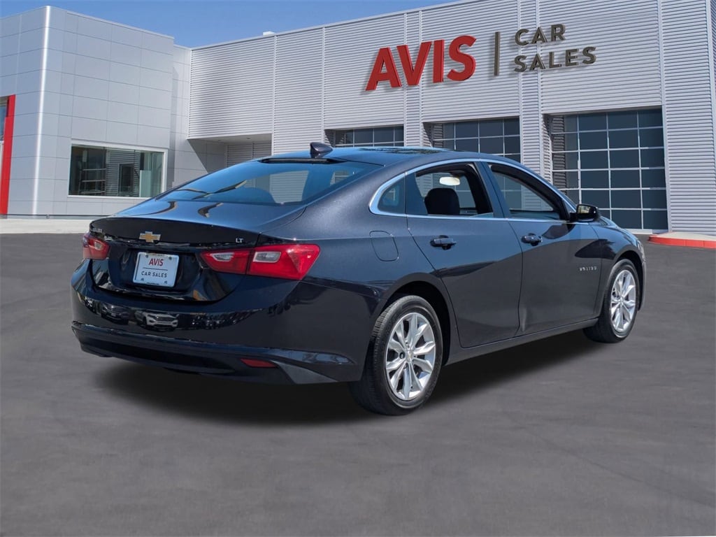 Thumbnail: 2023 Chevrolet Malibu - 6