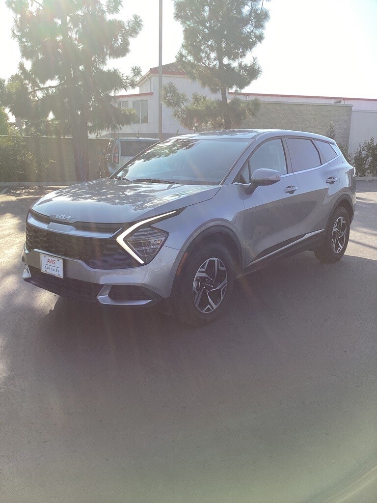Thumbnail: 2024 Kia Sportage - 3
