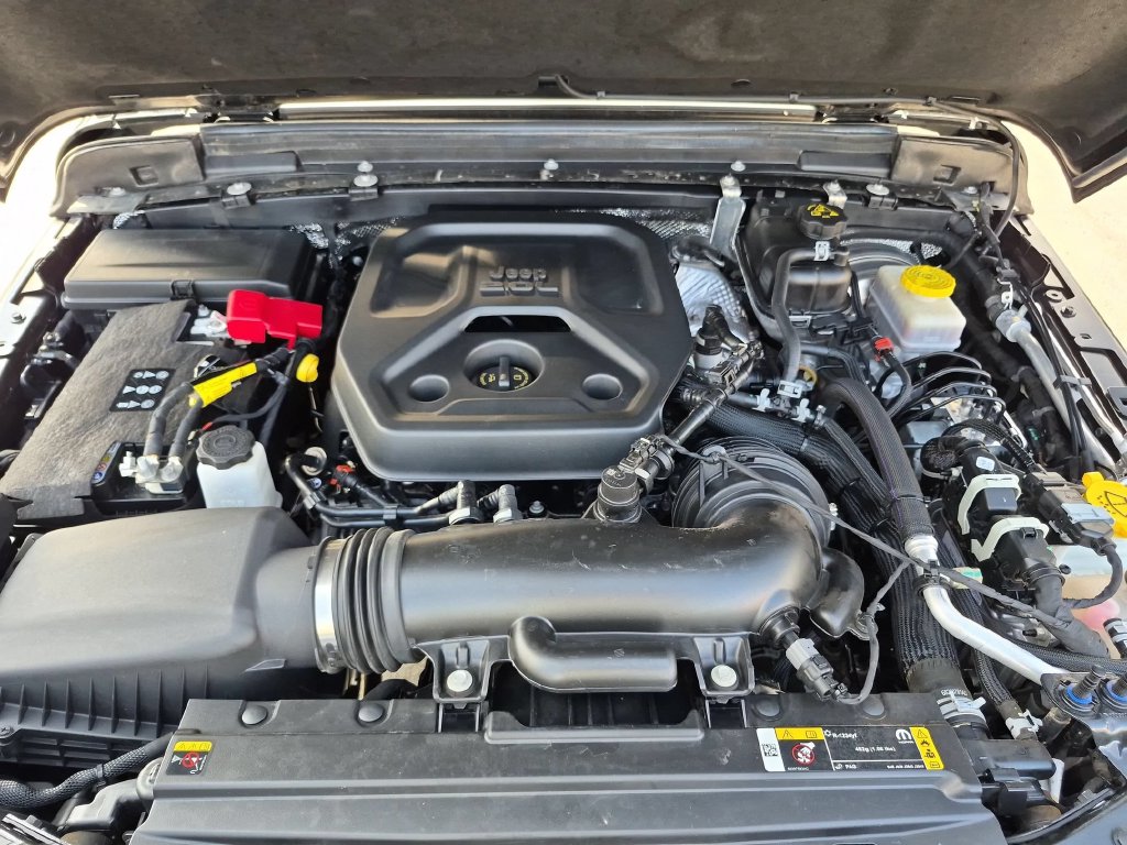 2025 Jeep Wrangler 4-Door Sport S - Photo 35