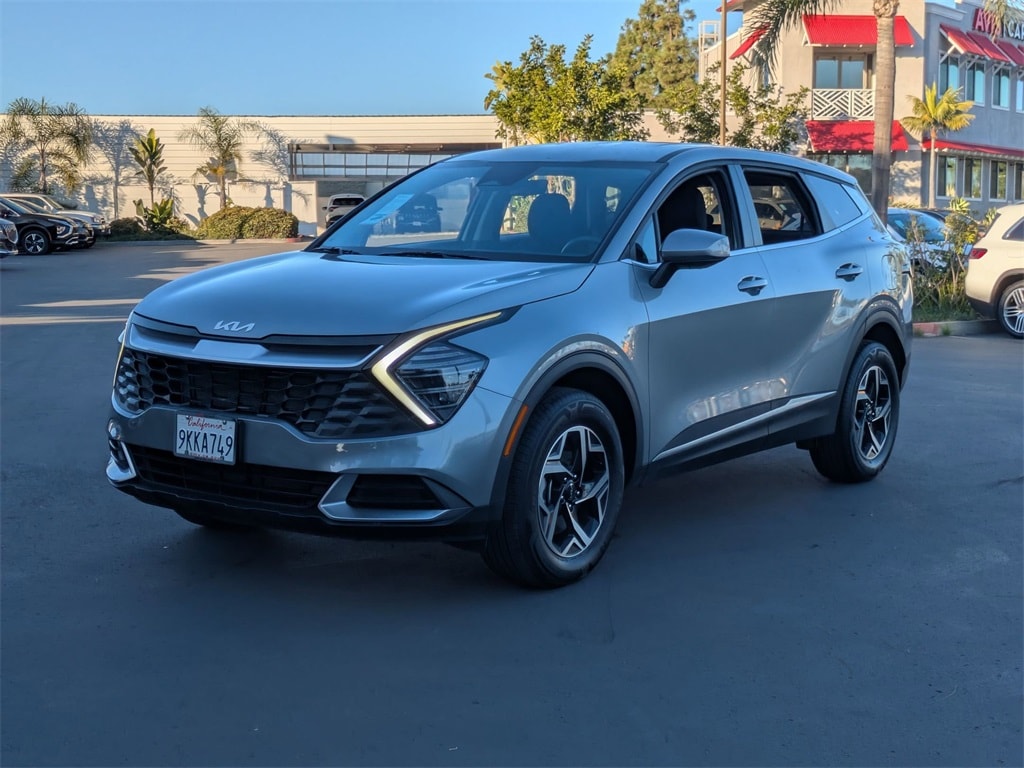 2024 Kia Sportage LX's photo