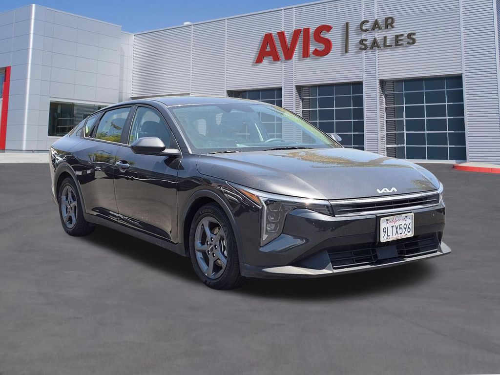 Thumbnail: 2025 Kia K4 - 3
