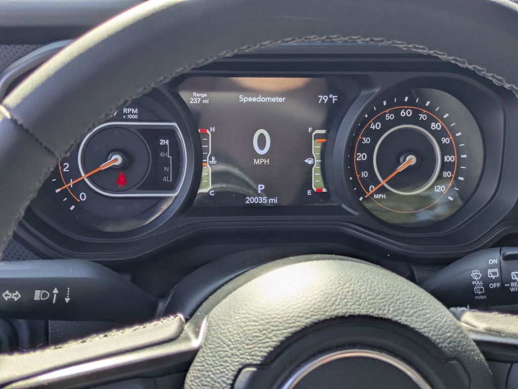 Thumbnail: 2025 Jeep Wrangler - 19