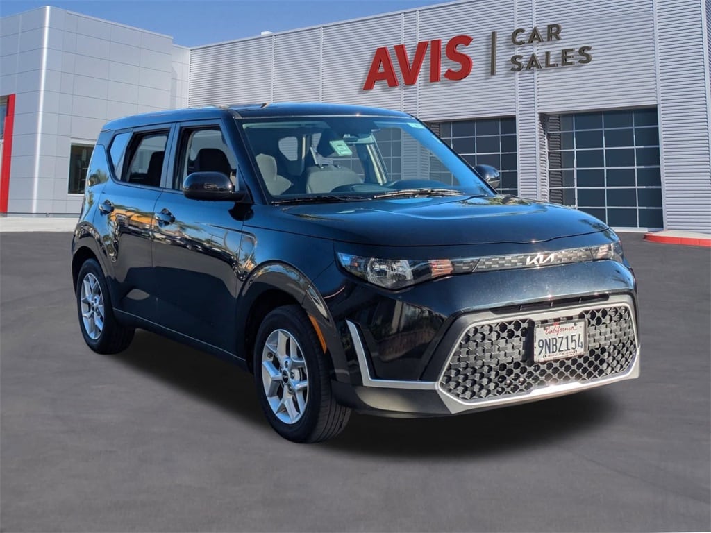 Thumbnail: 2024 Kia Soul - 3