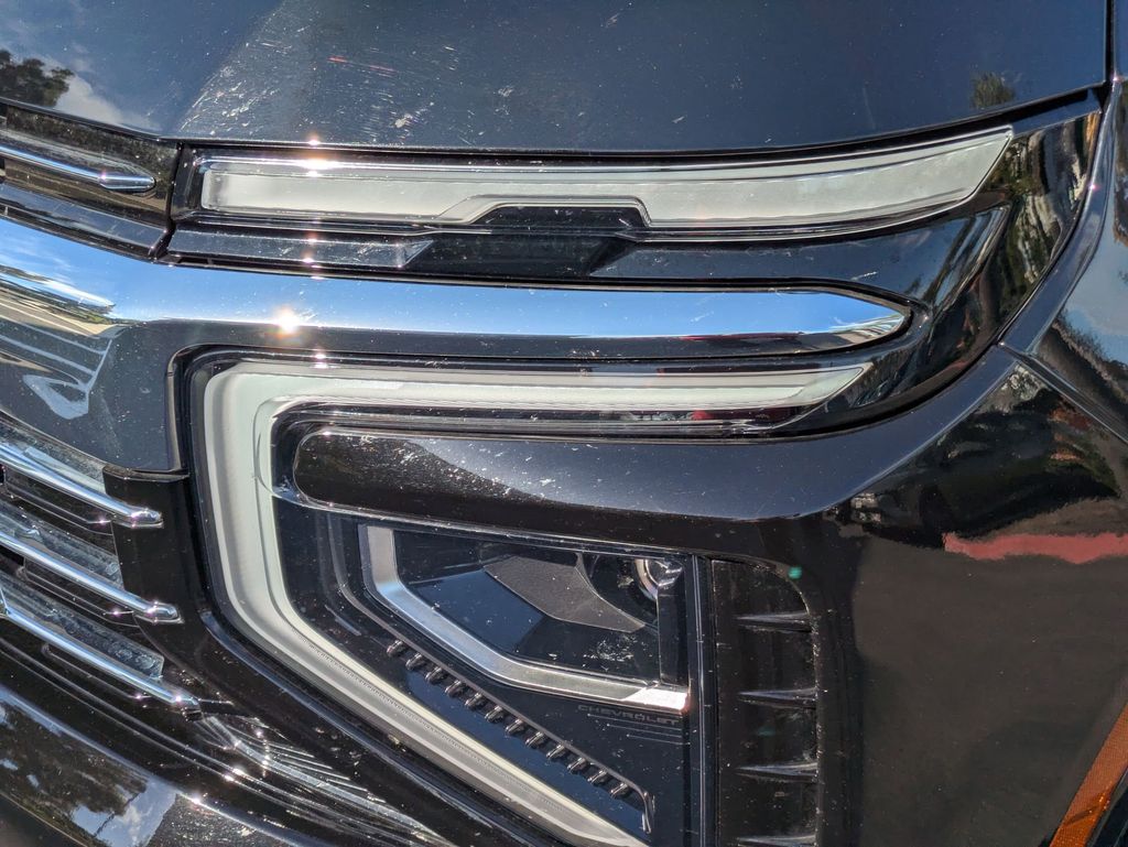 Thumbnail: 2025 Chevrolet Tahoe - 13