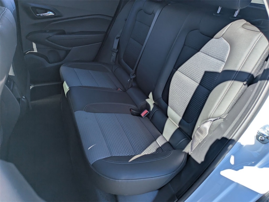 Thumbnail: 2025 Chevrolet Trax - 26