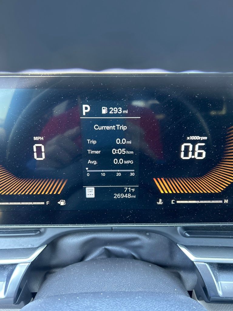 Thumbnail: 2025 Kia Carnival - 18