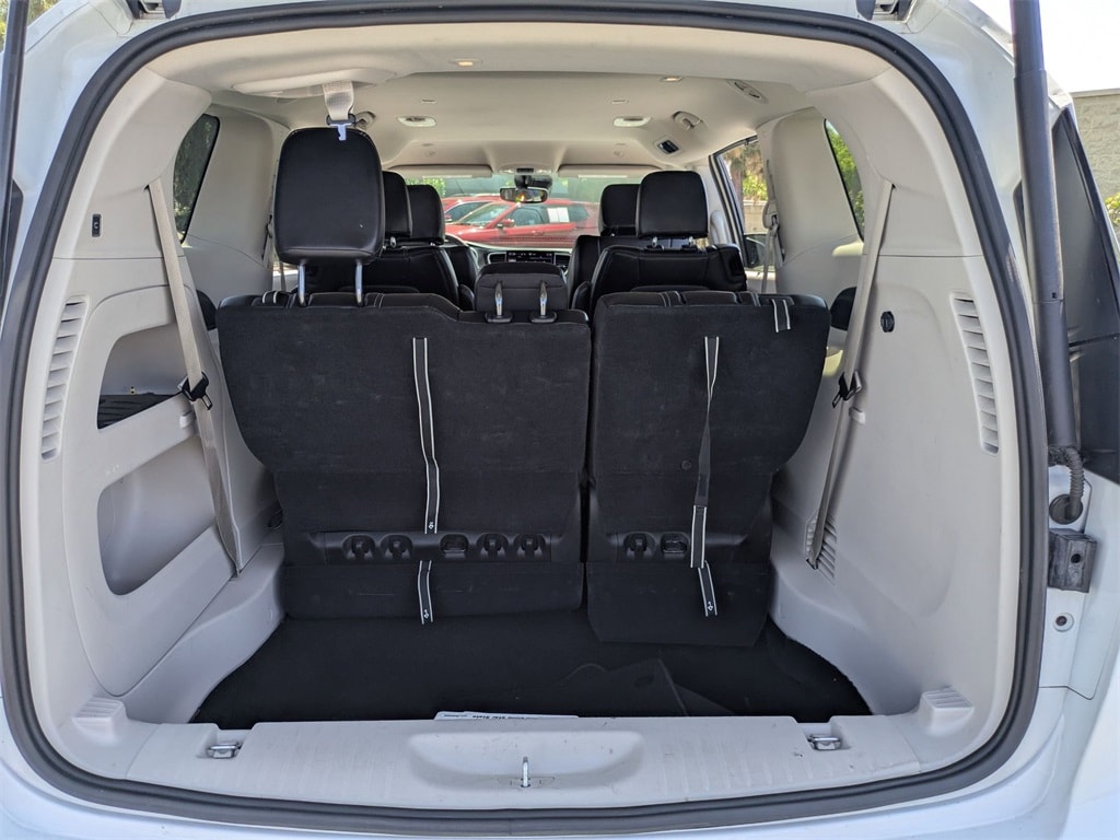 2023 Chrysler Pacifica Touring L 33