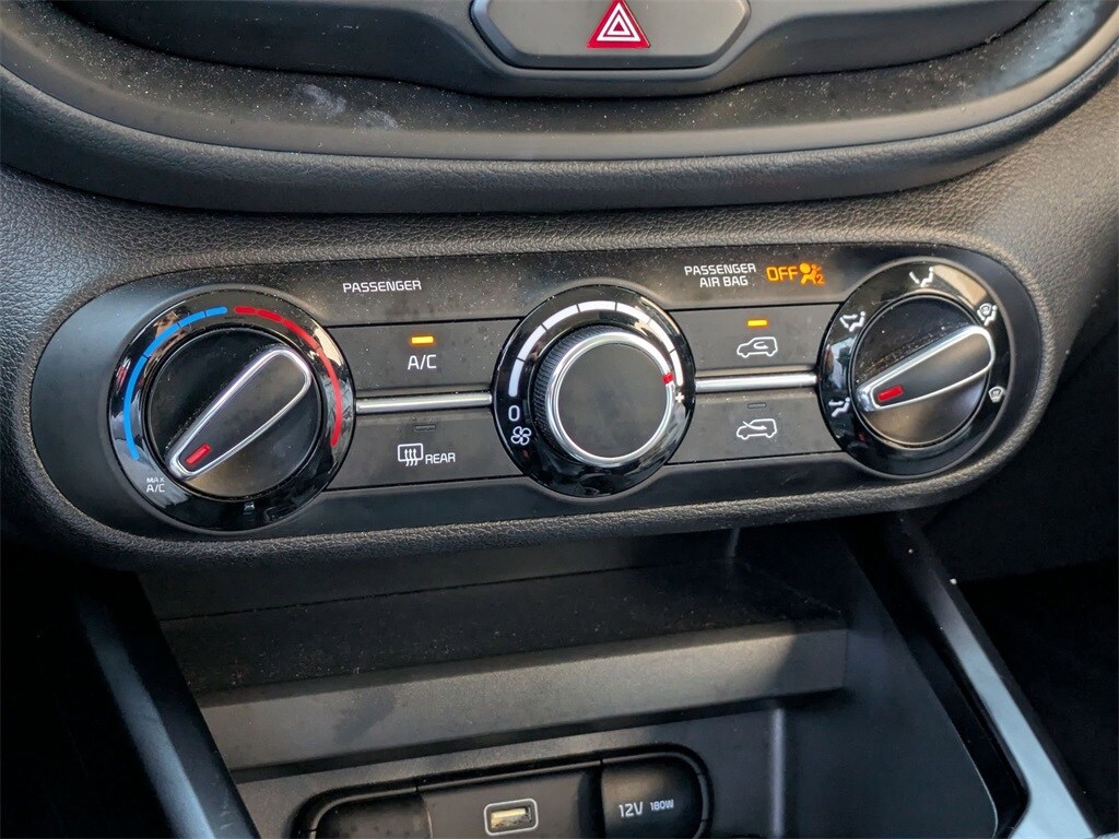 Thumbnail: 2023 Kia Soul - 17