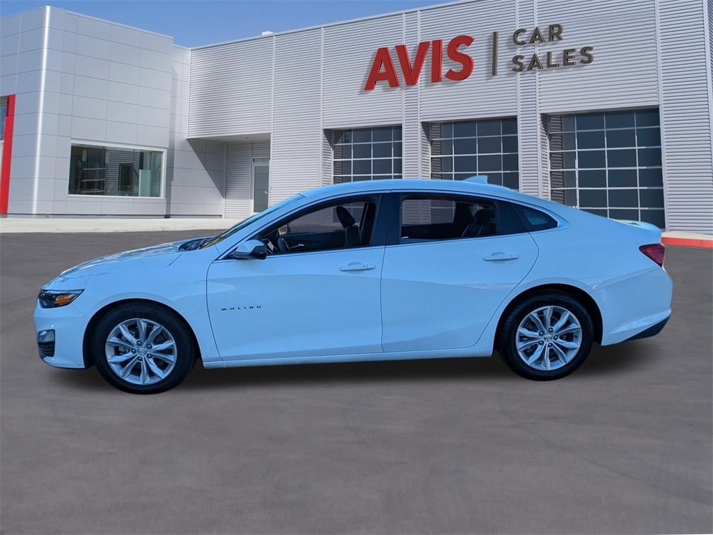 Thumbnail: 2023 Chevrolet Malibu - 10