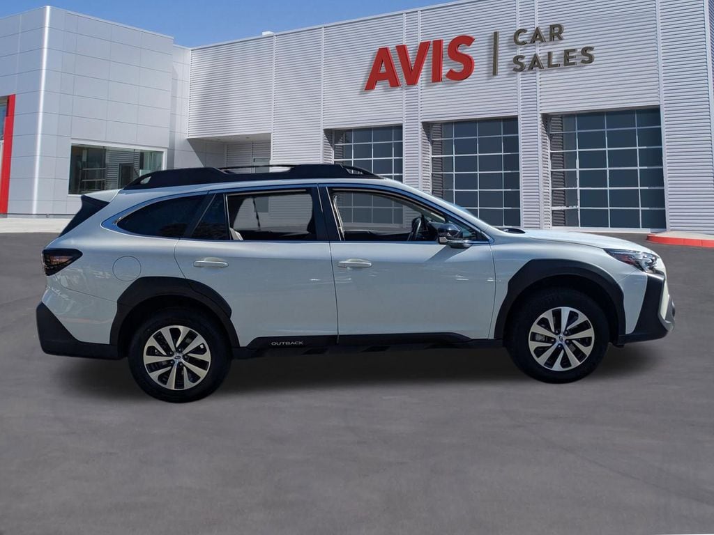 Thumbnail: 2025 Subaru Outback - 5