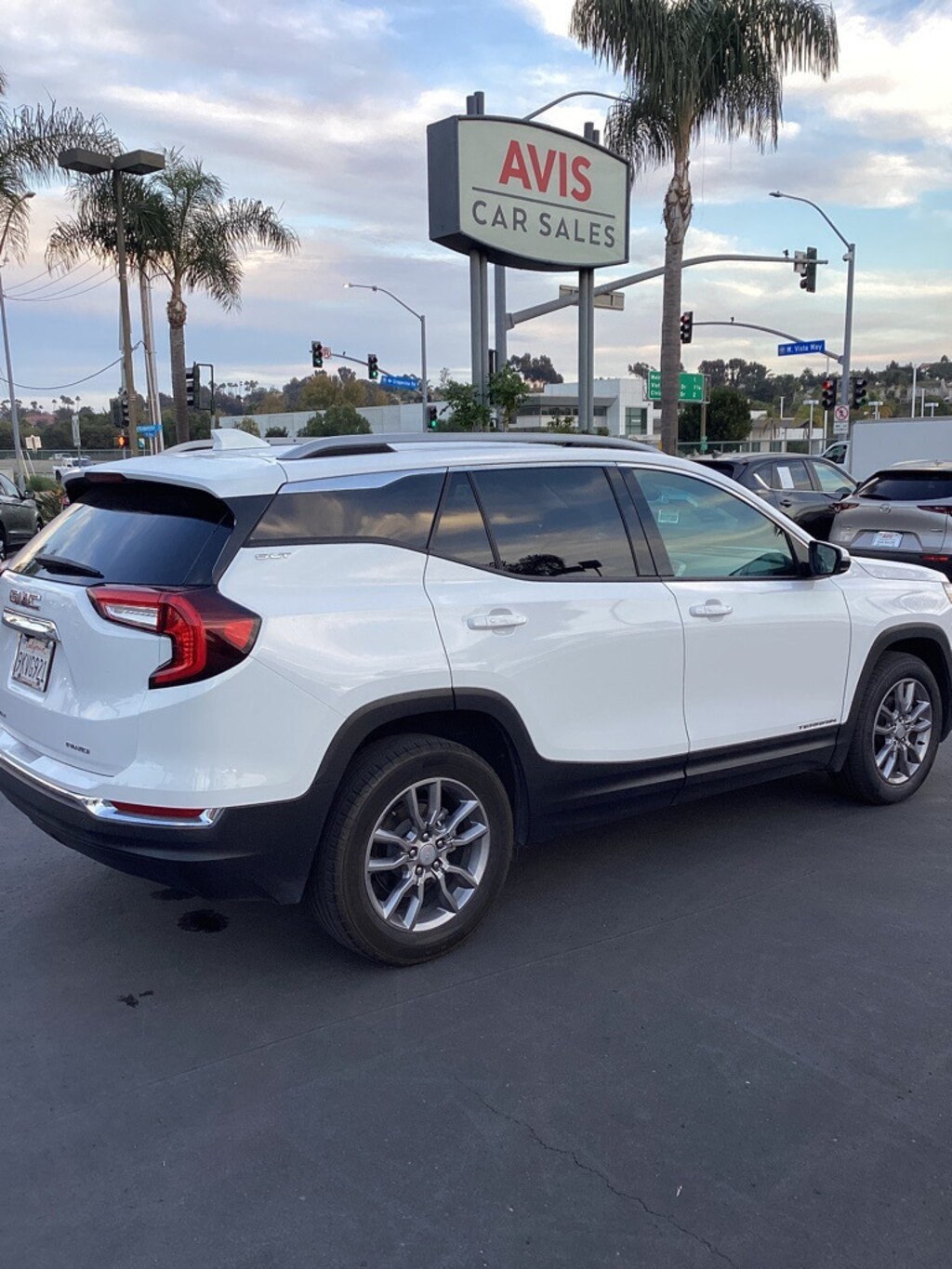 Certified 2024 GMC Terrain SLT SUV