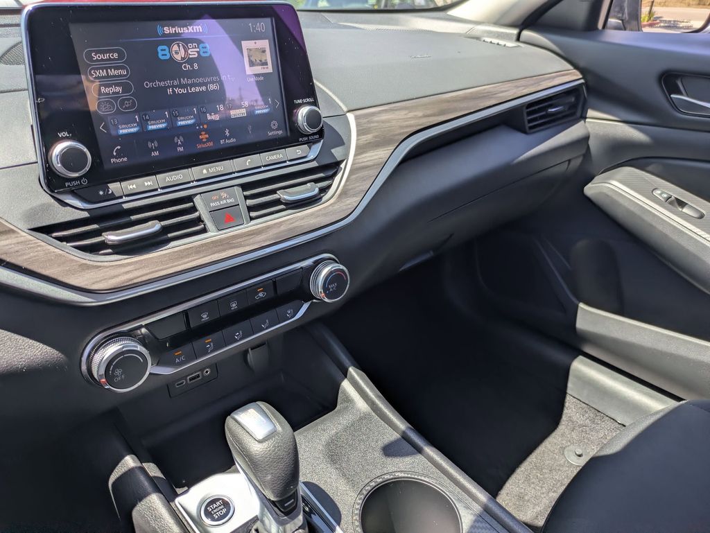 Thumbnail: 2025 Nissan Altima - 20