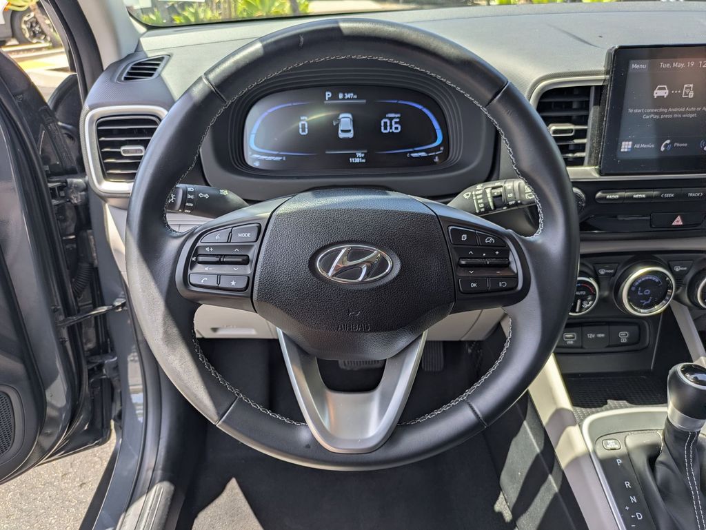 Thumbnail: 2025 Hyundai Venue - 18