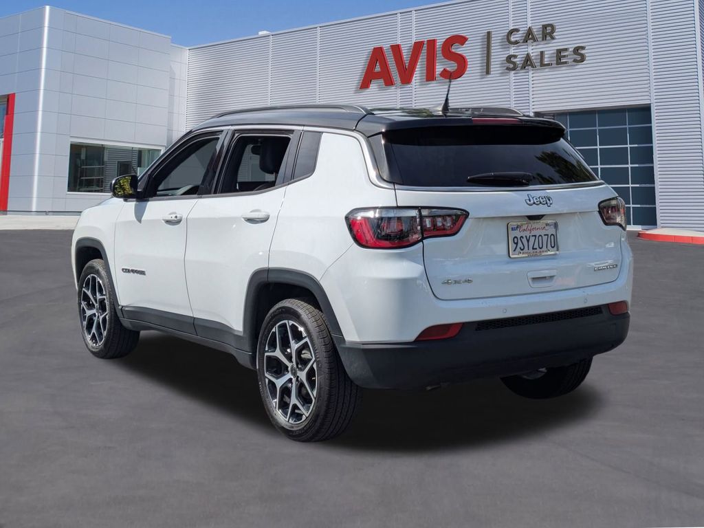 Thumbnail: 2025 Jeep Compass - 9