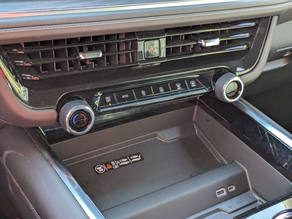 Thumbnail: 2025 Chevrolet Tahoe - 23