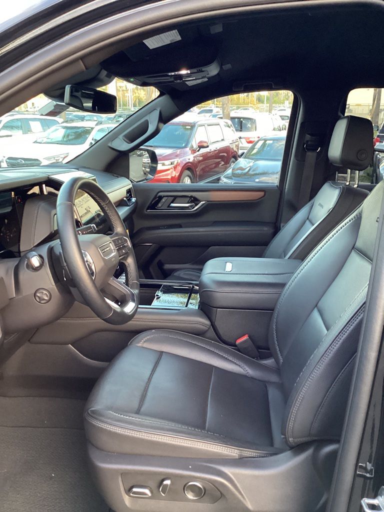 Thumbnail: 2025 GMC Yukon - 11