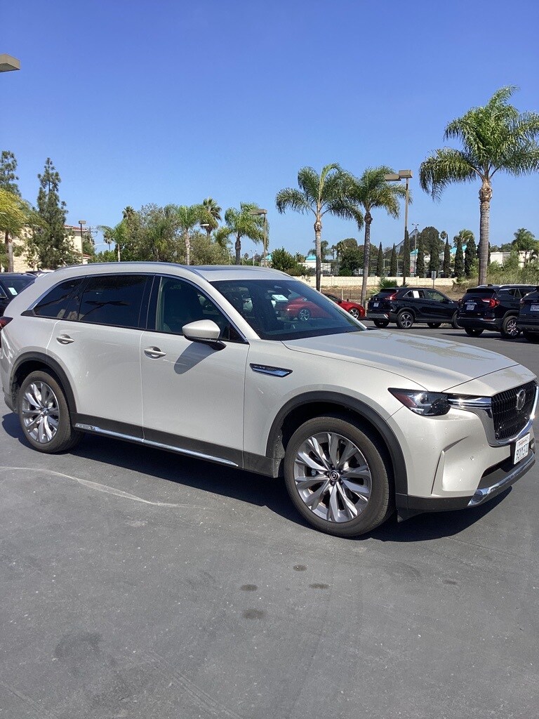 Thumbnail: 2025 Mazda CX-90 - 3