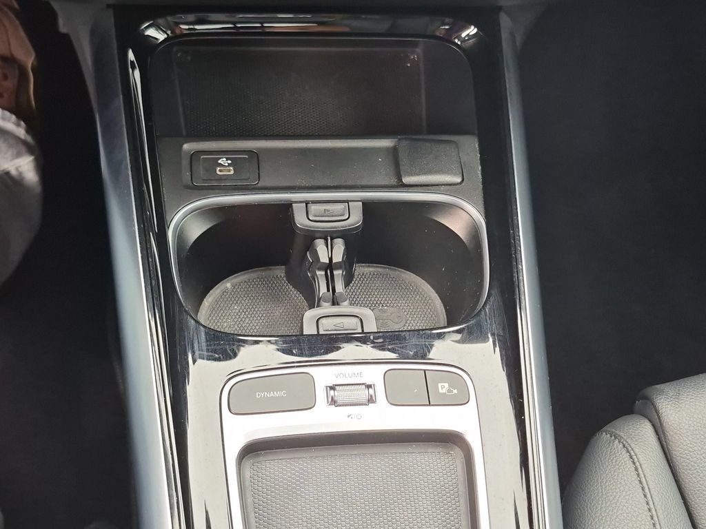 2025 Mercedes-Benz GLA GLA250 - Photo 24