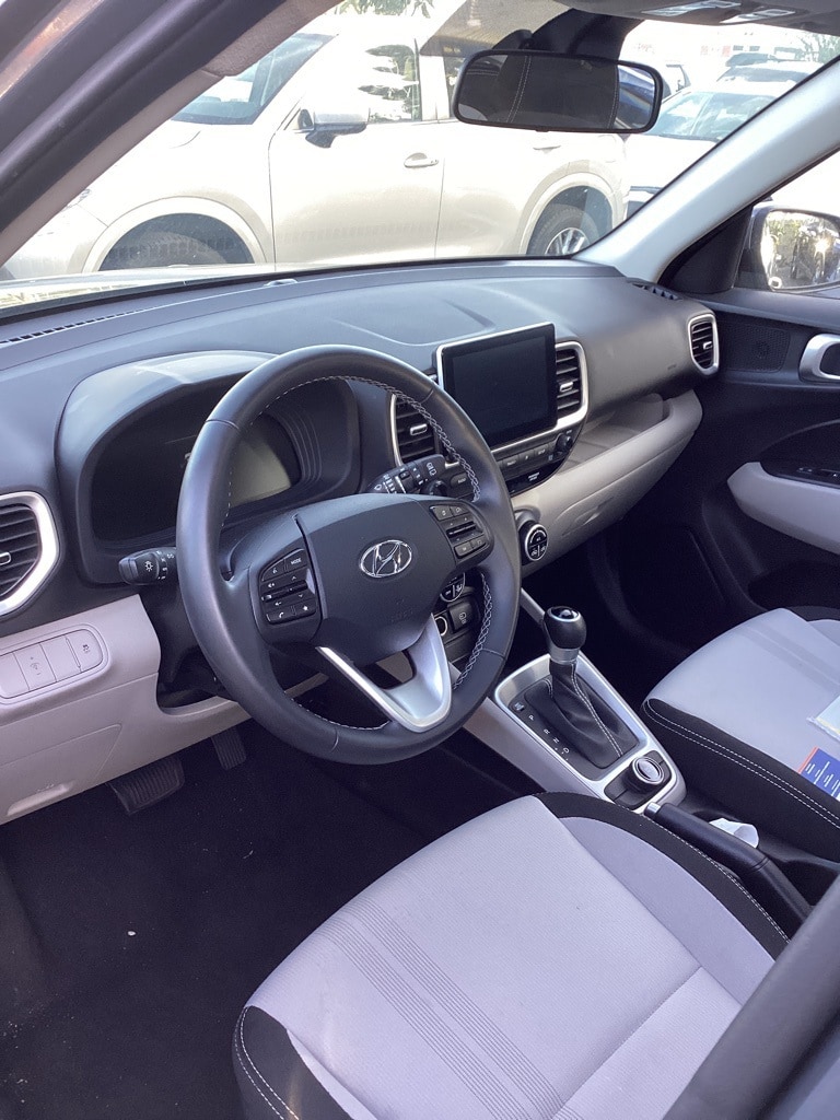 Thumbnail: 2025 Hyundai Venue - 16