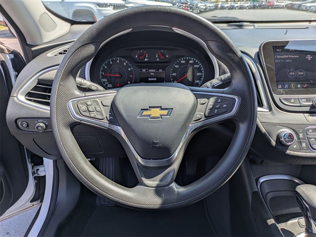 Thumbnail: 2023 Chevrolet Malibu - 18