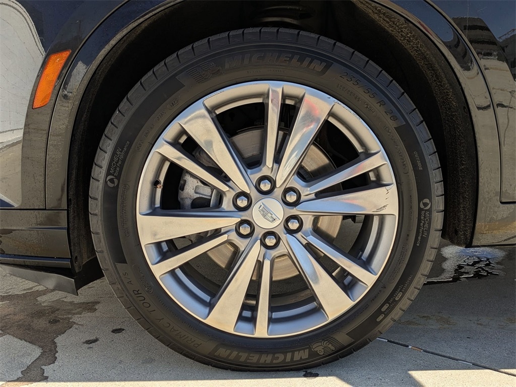 Thumbnail: 2024 Cadillac XT6 - 30