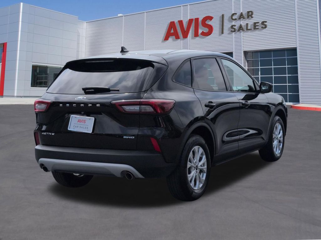 Thumbnail: 2025 Ford Escape - 6