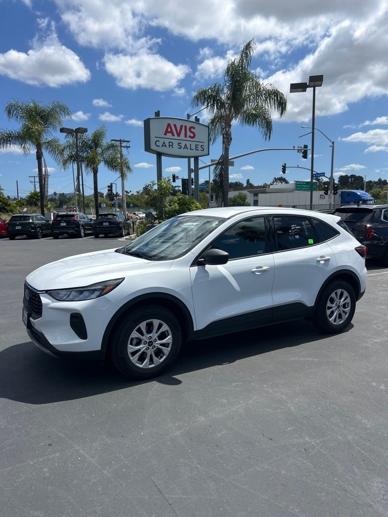 Thumbnail: 2025 Ford Escape - 1