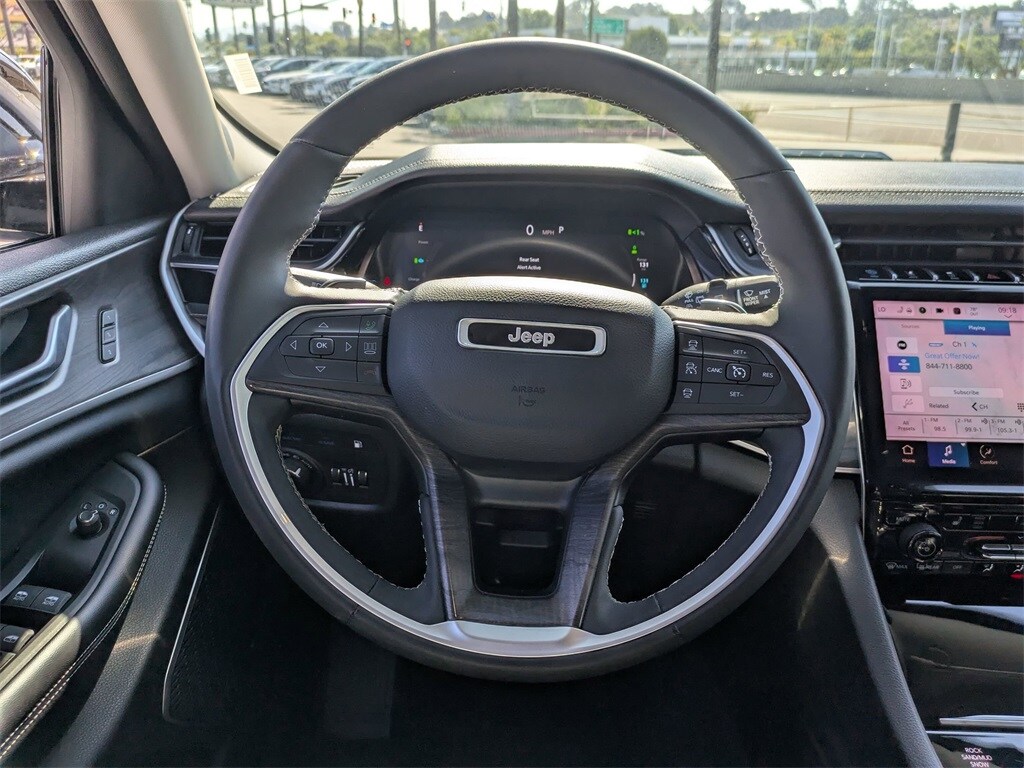 Thumbnail: 2023 Jeep Grand Cherokee - 15
