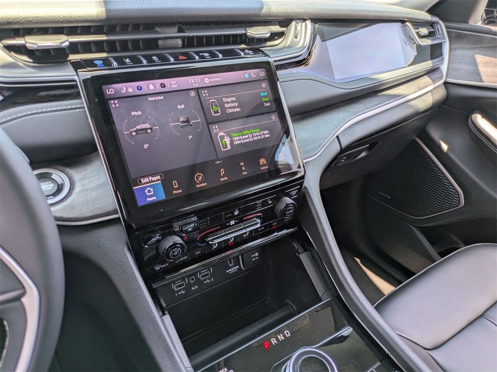 Thumbnail: 2023 Jeep Grand Cherokee - 21
