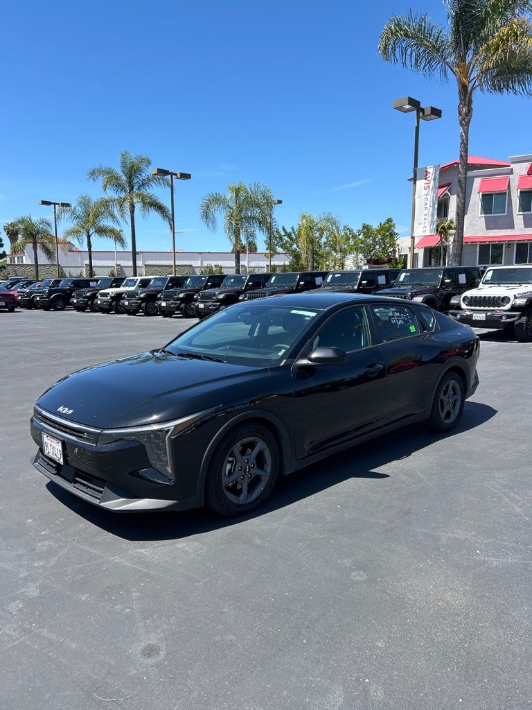 Thumbnail: 2025 Kia K4 - 1