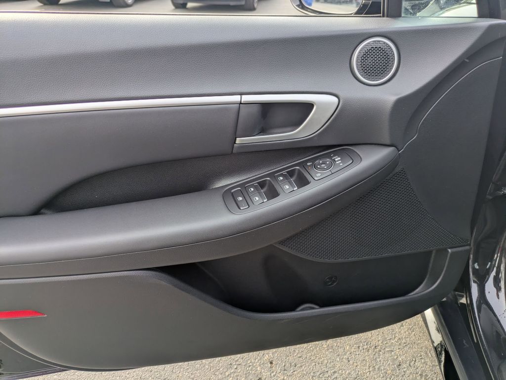 Thumbnail: 2025 Hyundai Sonata - 15