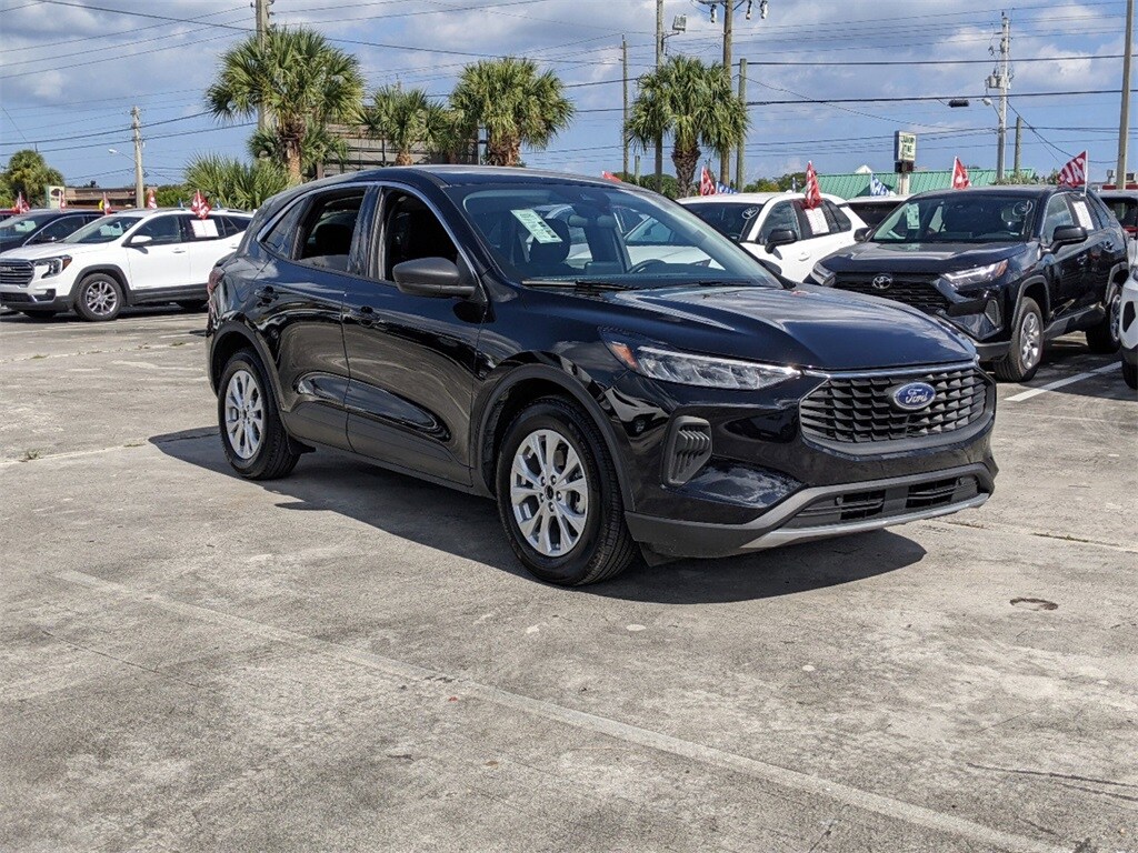 Used 2023 Ford Escape For Sale at AVIS Car Sales VIN 1FMCU0GN1PUA25300