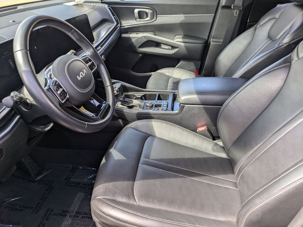 Thumbnail: 2024 Kia Sorento - 23