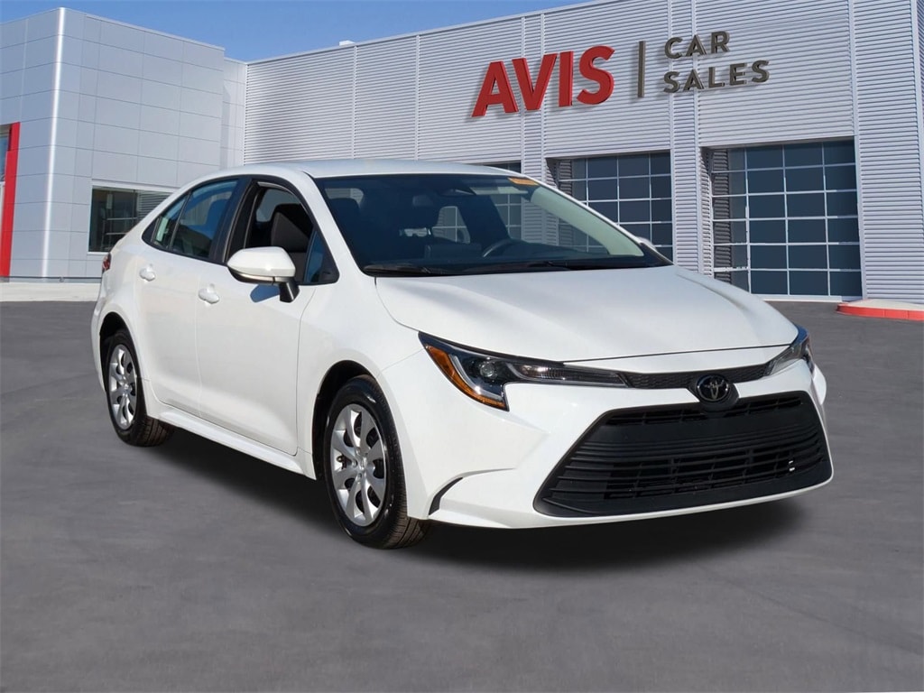 Thumbnail: 2025 Toyota Corolla - 3