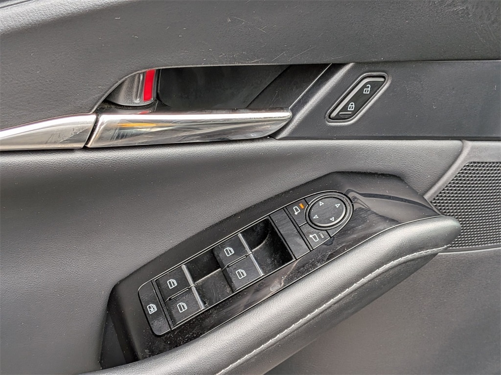 Thumbnail: 2025 Mazda CX-30 - 13