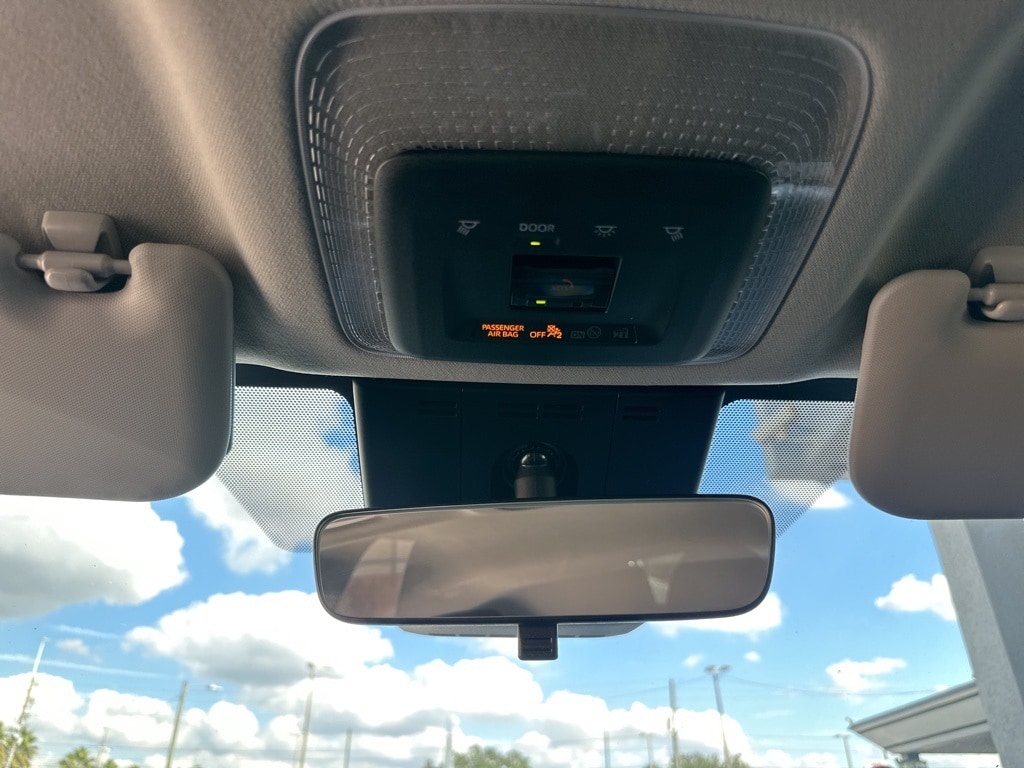 Thumbnail: 2025 Toyota Prius - 15