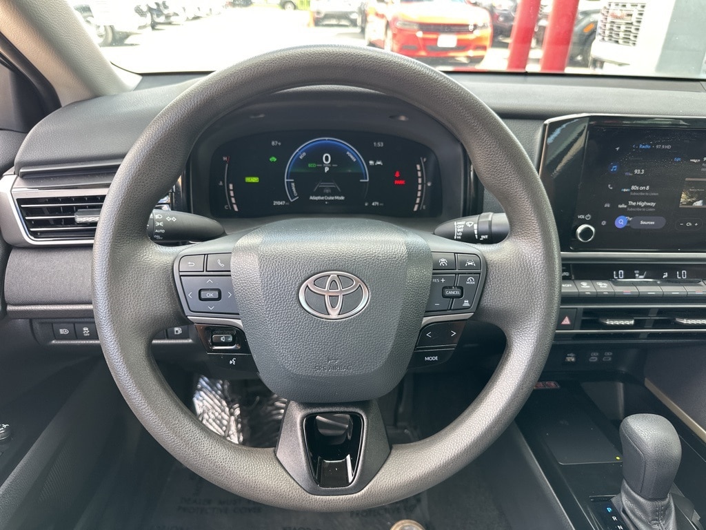 Thumbnail: 2025 Toyota Camry - 21