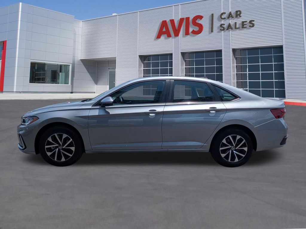 Thumbnail: 2025 Volkswagen Jetta - 10