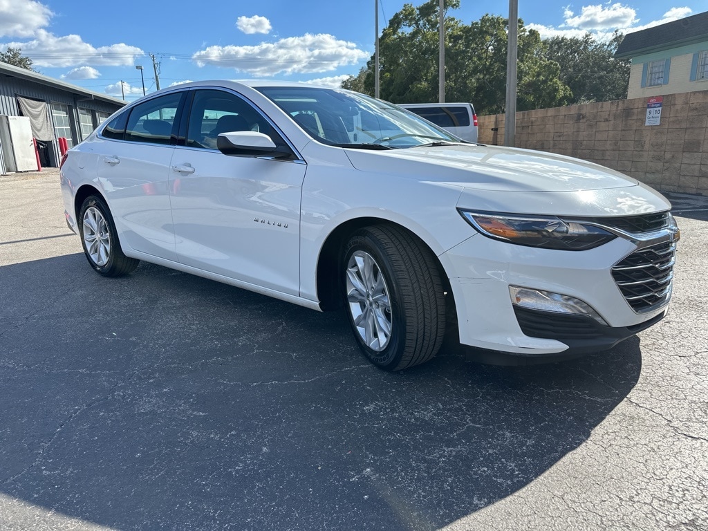 Thumbnail: 2024 Chevrolet Malibu - 3
