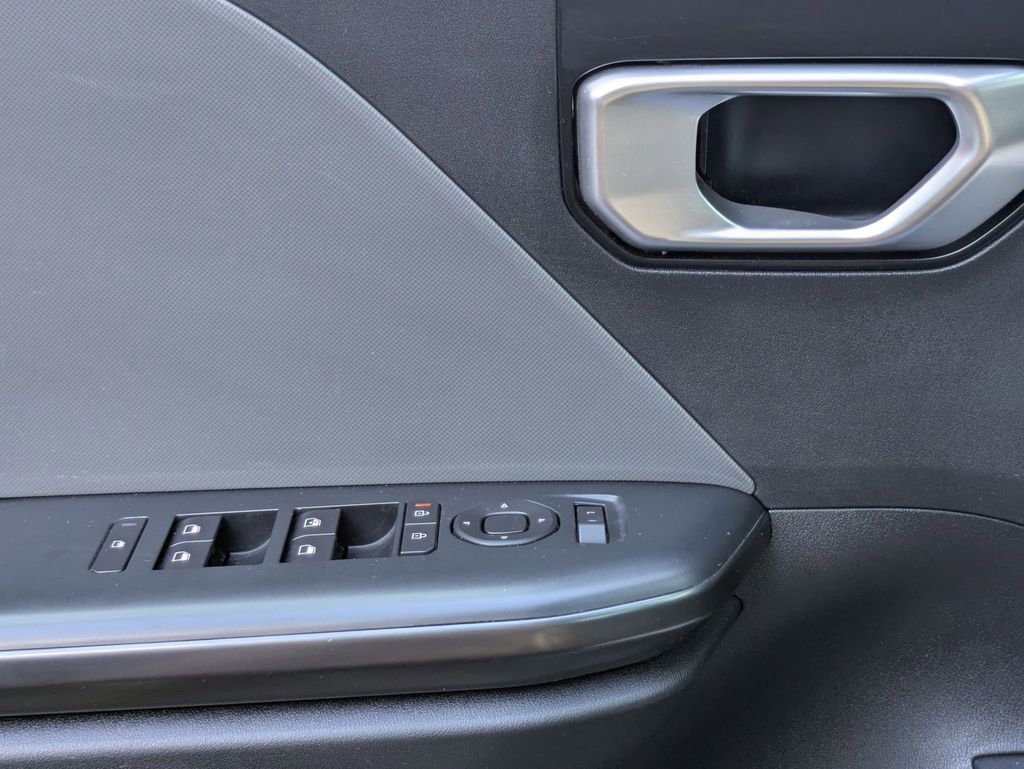 Thumbnail: 2025 Kia K4 - 13