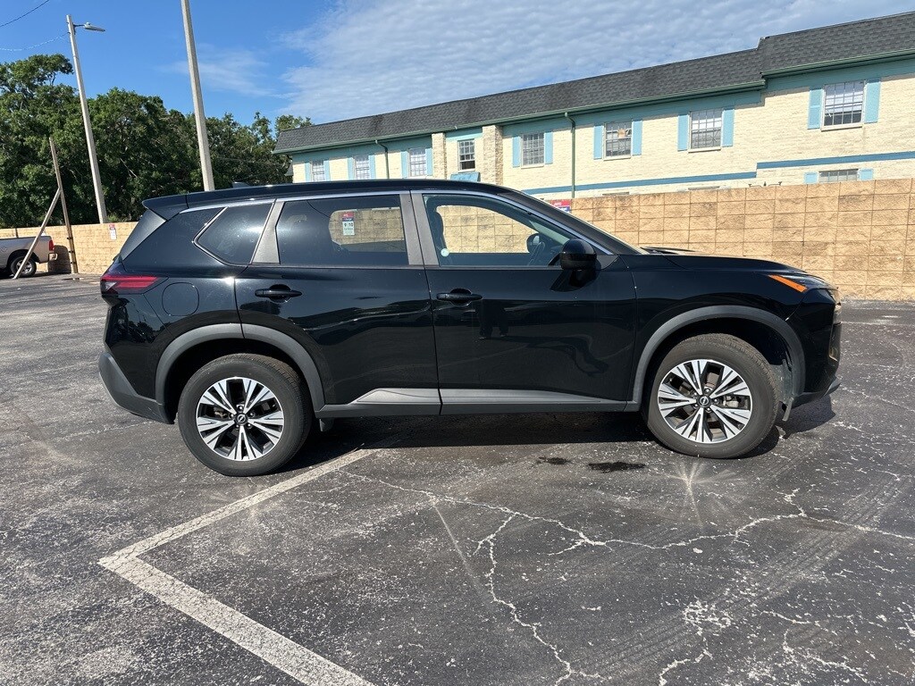Thumbnail: 2023 Nissan Rogue - 4