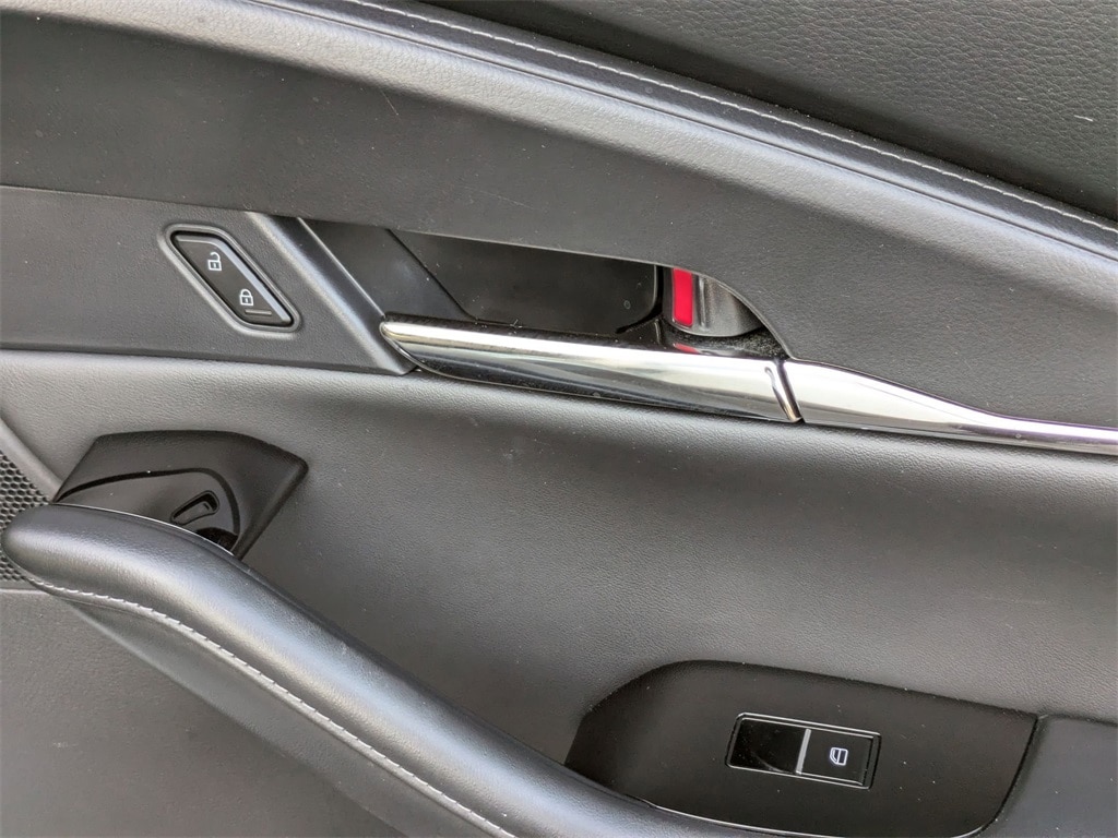 Thumbnail: 2025 Mazda CX-30 - 33