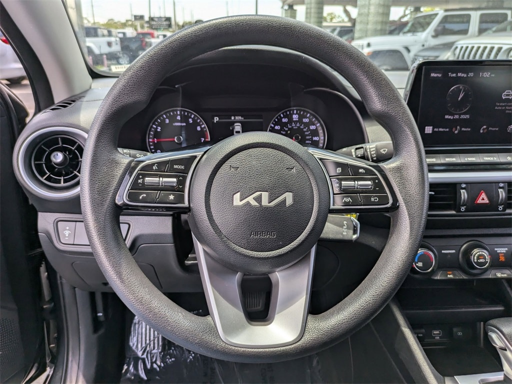 Thumbnail: 2024 Kia Forte - 20