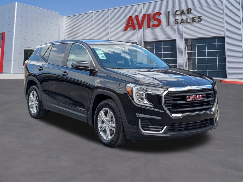 Thumbnail: 2024 GMC Terrain - 3