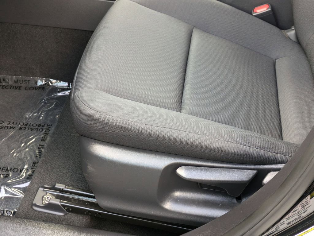 Thumbnail: 2025 Toyota Corolla - 15