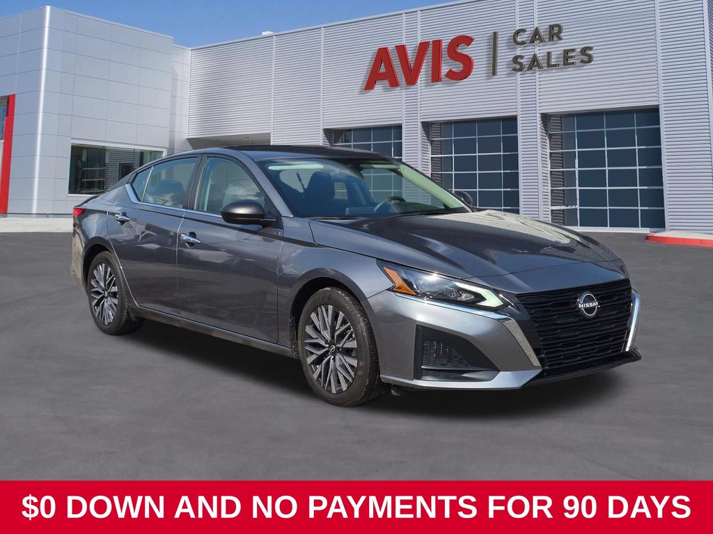 2025 Nissan Altima SV - Photo 3