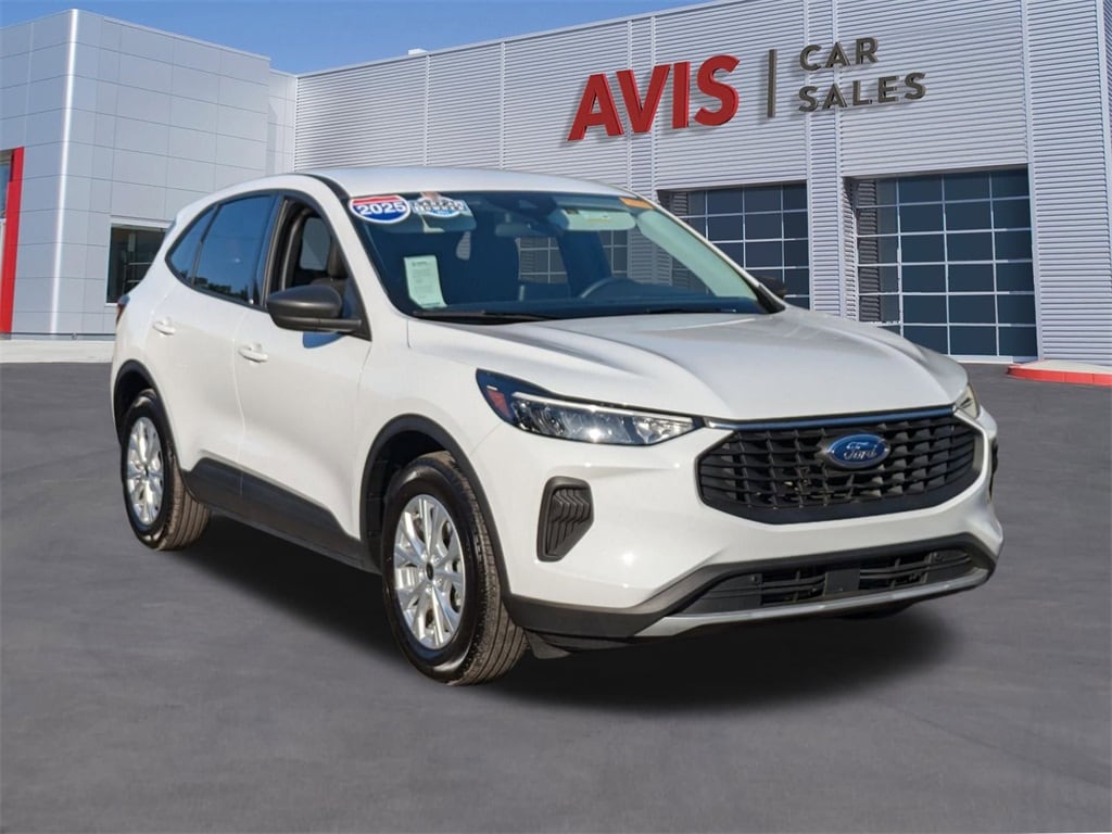 Thumbnail: 2025 Ford Escape - 3