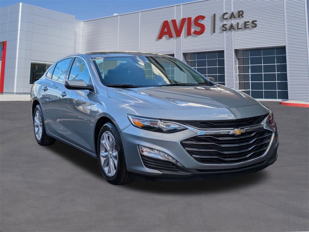 2024 Chevrolet Malibu 1LT photo 3